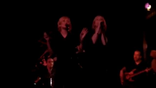 Alisha´s Attic-The Incidentals LIVE смотреть онлайн