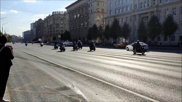 Москва. Мотофестиваль на Садовом кольце (23.09.2023) смотреть онлайн