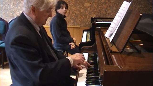 Андрей Федорович Курнавин ведет урок: Шуман – Лист «Посвящение», S. 566 – Артём Елекоев смотреть онлайн