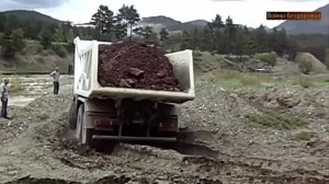 Карьерный самосвал Iveco Astra 8x6 с длинной колесной базой 60 тонн.