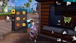 ЮТУБЕР ПРИТВОРИЛСЯ НОВИЧКОМ НА ТУСОВОЧНОМ ОСТРОВЕ В ФРИ ФАЕР/КТО ПОМОЖЕТ ПОЛУЧИТ ПОДАРОК/Free Fire