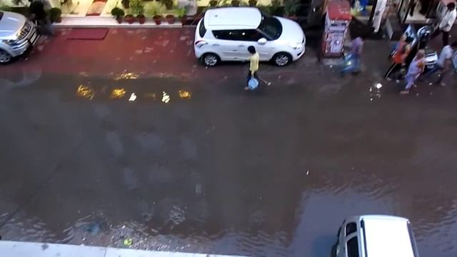 Дожди в Индии. Дели.