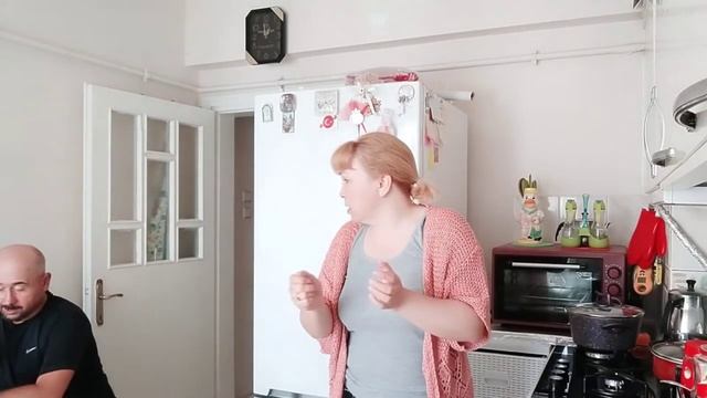 Обед Турецкому Мужу на Скорую руку✔️Руки так и Чешутся 🤗✔️Болталка😀✔️Розовая вода✔️Турция смотреть онлайн