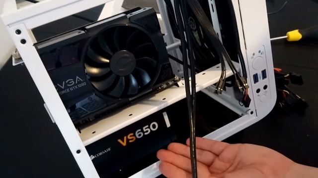 SnowBot Pc Gaming/Streaming Build Under £500 Thermaltake v1 Mini ITX - Drunkenz Tech смотреть онлайн