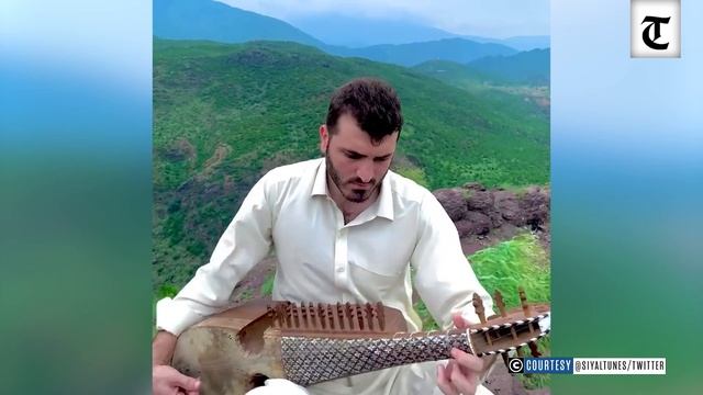 Video: On Independence Day, a beautiful wish from Pakistan artist; plays 'Jana Gana Mana' on Rabab смотреть онлайн