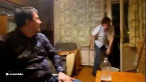 Бартез блюёт мазоха ржёт