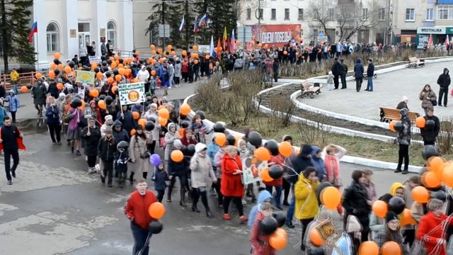 Парад Победы! Праздничное шествие _Бессмертный полк_ смотреть онлайн
