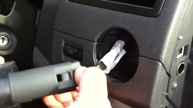 How to remove the VW Transporter T5 light switch смотреть онлайн