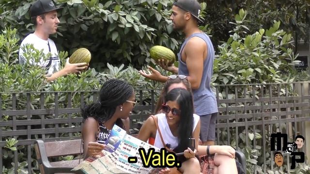 "¡Vaya par de melones!" || Broma cámara oculta смотреть онлайн