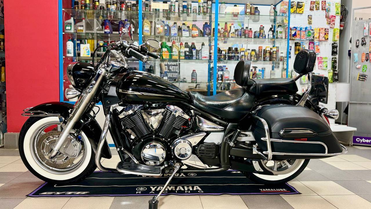 Yamaha XVS 1300 Midnight Star