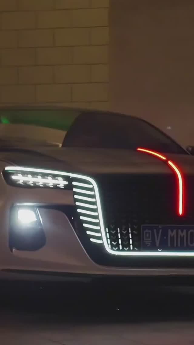 Hongqi H5 - Да будет свет. Ночное освещение смотреть онлайн