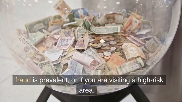 Travel Smarter: 10 Essential Hacks and Tips смотреть онлайн
