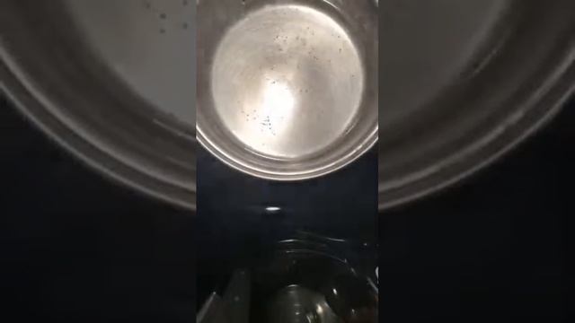 Time lapse of water boiling смотреть онлайн