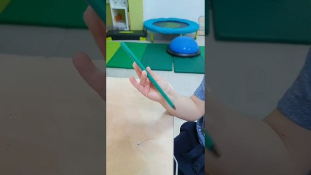 Тренировка мелкой моторики руки