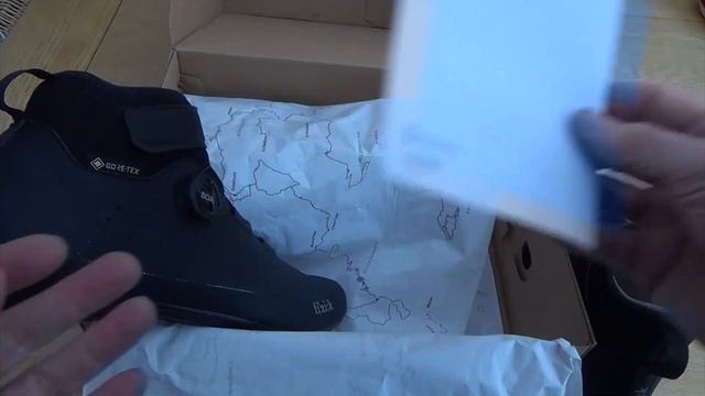 Fizik Tempo Artica R5 GTX Unboxing смотреть онлайн
