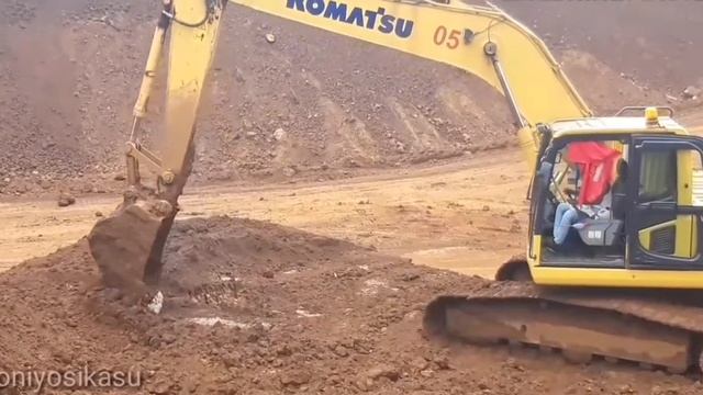 Tambang Nikel Halmahera..komatsu PC 200 | PT.HPAL смотреть онлайн
