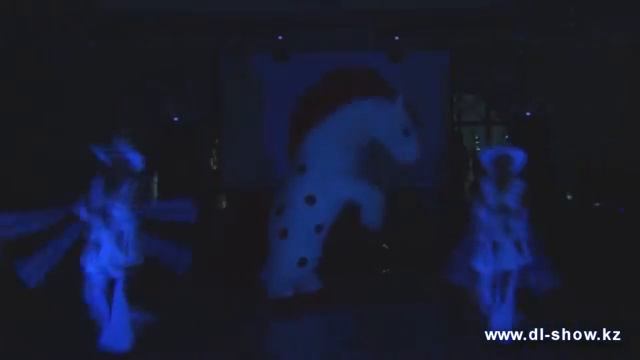 Неоновая лошадь Dream Lights смотреть онлайн