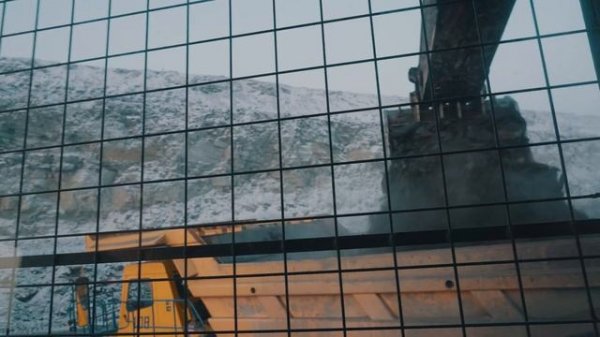 Как машинист экскаватора работает на угольном разрезе? Репортаж на углях: вторая серия