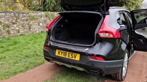 Volvo V40 Cross Country 1.5 T3 Pro Auto