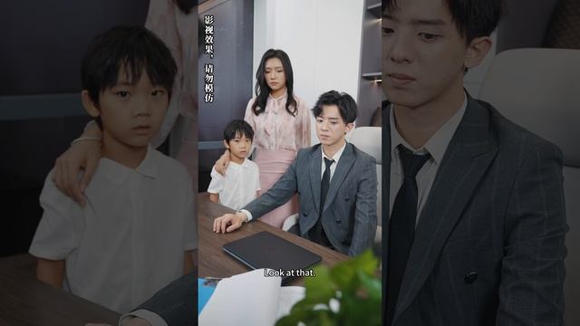 【MultiSub】灰姑娘好心收留落难总裁，谁料竟被霸王硬上弓怀了孩子；阴差阳错两年十三五年，再相见竟是在相亲现场？！《#带娃退婚这个妈咪我要了》#短剧#短剧全集#shortdrama