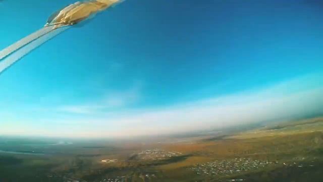 Первый прыжок с парашютом Киров, 26 09 15 смотреть онлайн