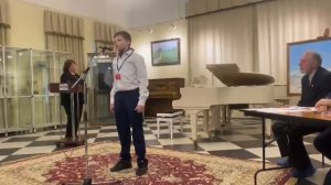 и месяц с правой стороны. А.С. Пушкин. романс