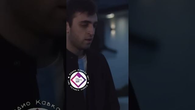 Роберт Катчиев - Всё ещё люблю смотреть онлайн