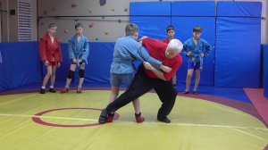 задняя из стойки. Основы