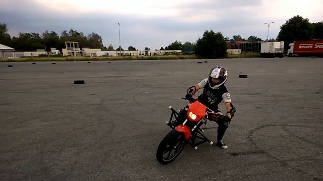 Stunt zacatky / Stunt beginnings смотреть онлайн