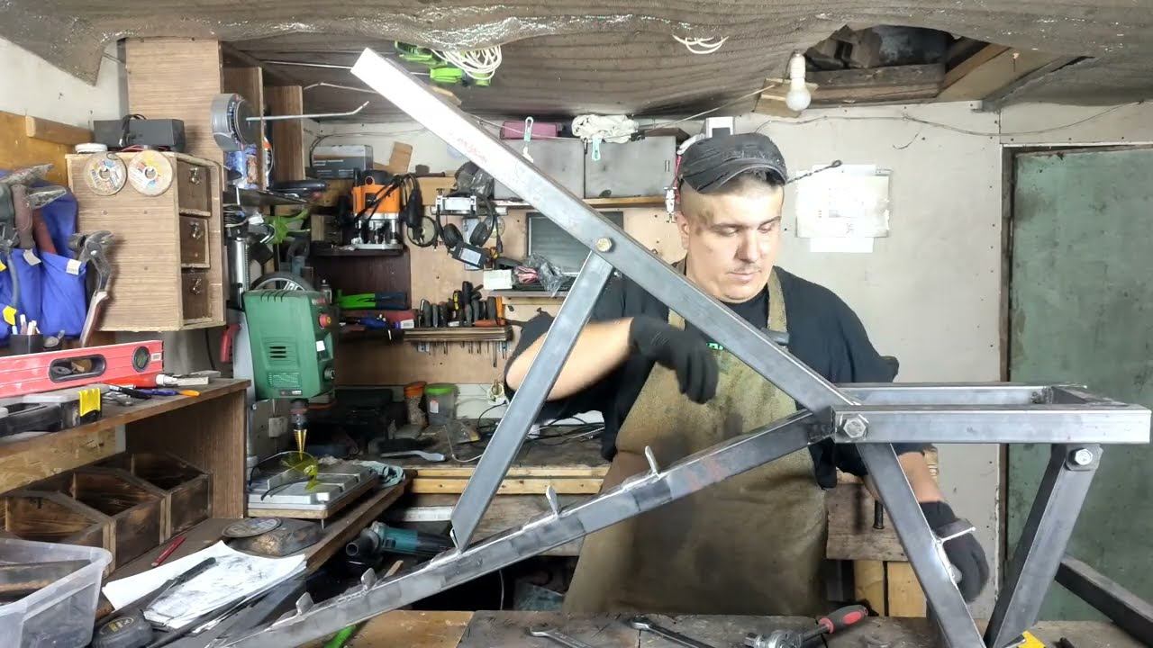 НАКЛОННАЯ СКАМЬЯ для ЖИМА // самоделка из профильной трубы смотреть онлайн
