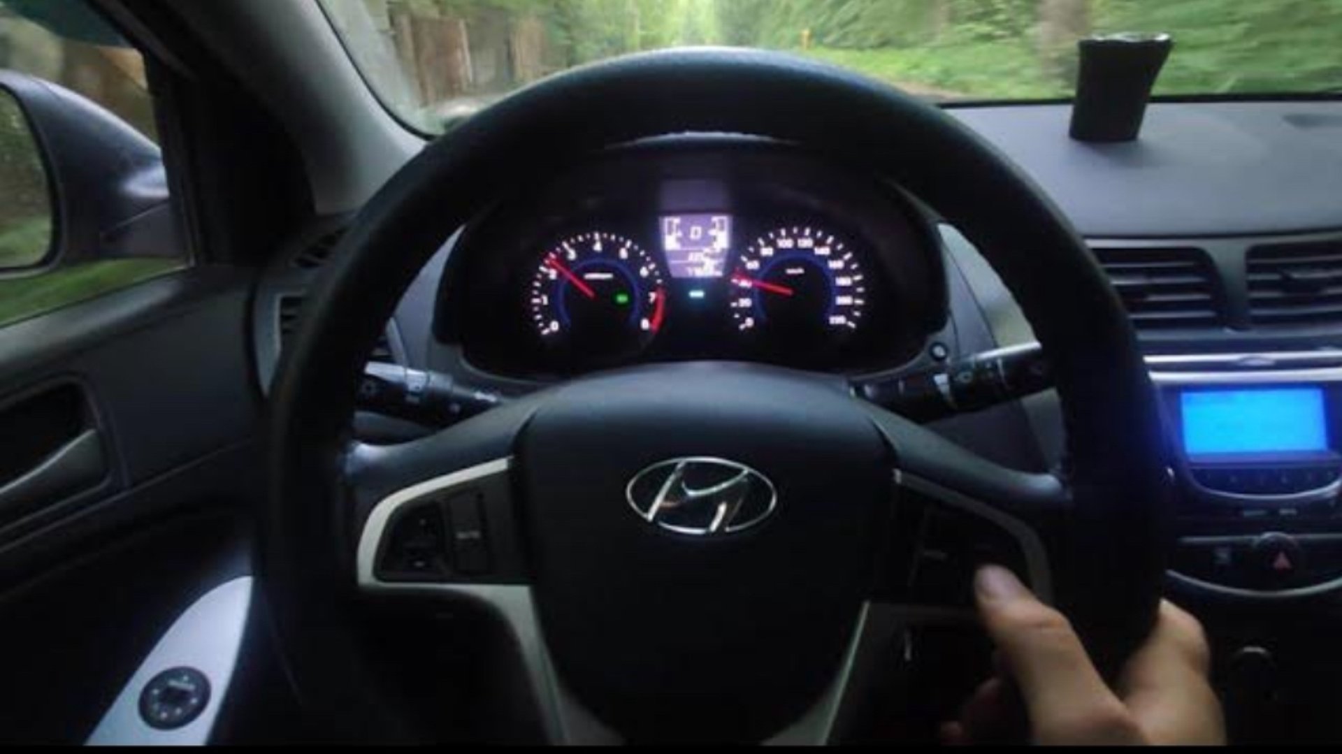 Круиз контроль Hyundai Solaris 1, с управлением от штатных кнопок на руле