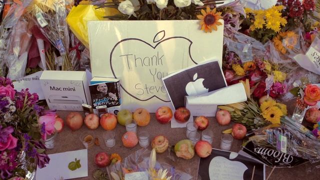 Steve Jobs Memorial Video (Apple Campus / SF Apple store) смотреть онлайн