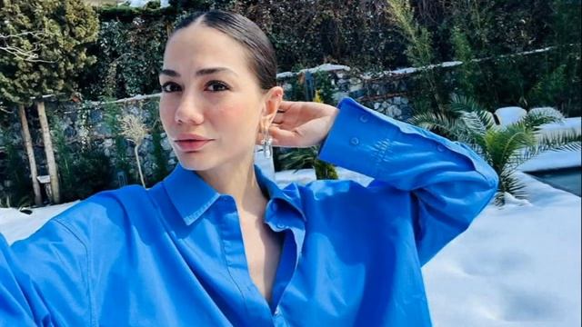 Demet Özdemir: Non posso parlare! Giuro che è proibito смотреть онлайн