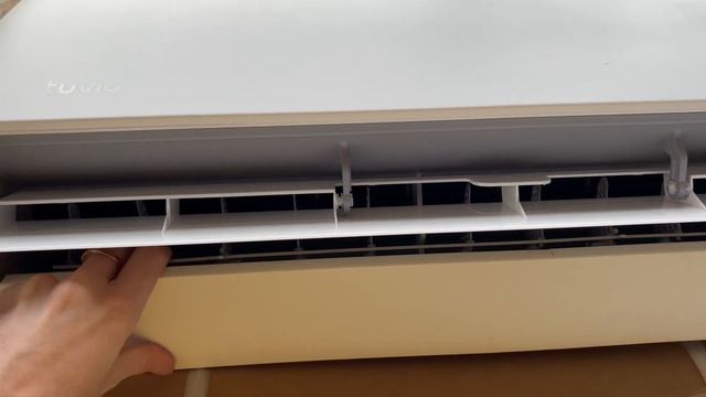 Инверторный кондиционер (сплит-система) Tuvio ACI12W11, белый