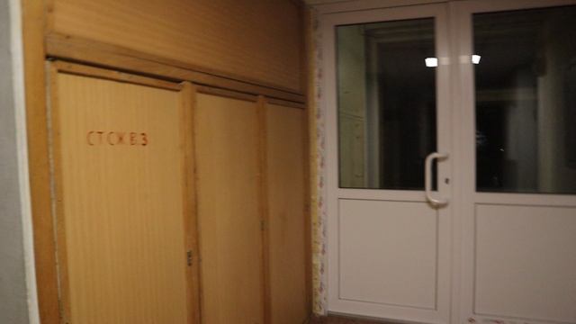 Родная кафедра, НИИФ. Пятый этаж. Половину кубика отремонтировали. Вторник, 3 декабря 2024 г.