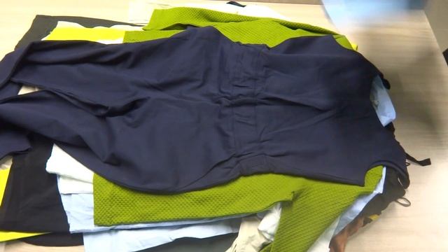 COS осенний женский сток оптом. Лот 3 смотреть онлайн