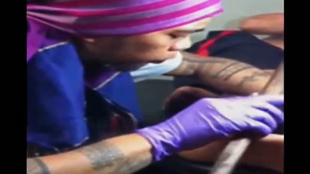 Kalinga hand tapped tattoo смотреть онлайн