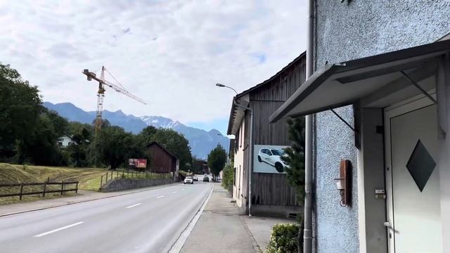 A FÖLD HATODIK LEGKISEBB ÁLLAMÁBA VONATOZTAM