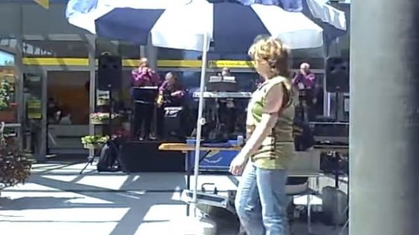 Bona Sera Senorita.AVI