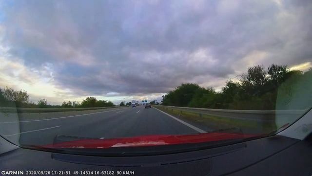 Garmin Dash Cam Tandem смотреть онлайн