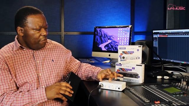 Arturia Minifuse 1 & 2 Audio Interface Review Video with Sound Test | @Shitswel смотреть онлайн
