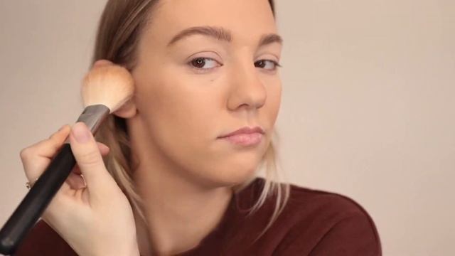 Charlotte Tilbury Filmstar Bronze & Glow Dupe?! Comparison & Review of CT vs. I Heart Revolution смотреть онлайн
