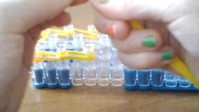 Rainbow Loom Bands урок#4 кирка смотреть онлайн