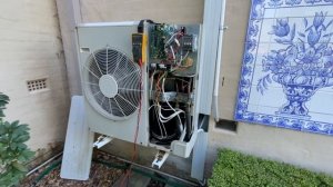 Mitsubishi Electric Air Conditioner displaying P8 Fault