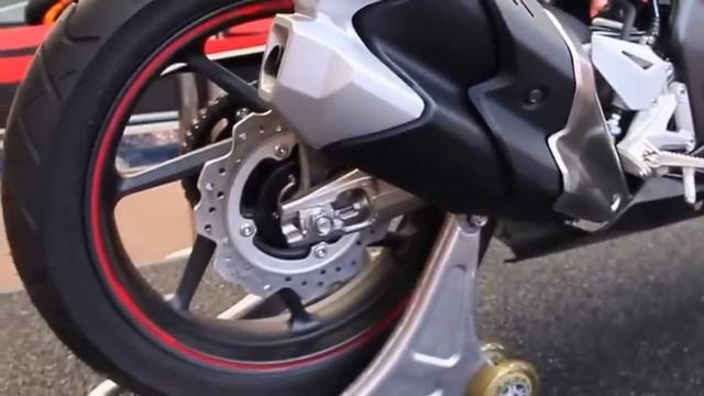 2017 HONDA CBR250RR смотреть онлайн