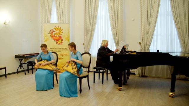 АНСАМБЛЬ ГУСЛЯРОВ «РОДНИК» "Вечерний перезвон" / "Хоровод и плясовая" смотреть онлайн