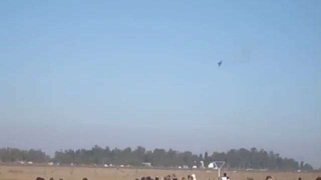 B-1B Lancer sonic boom смотреть онлайн