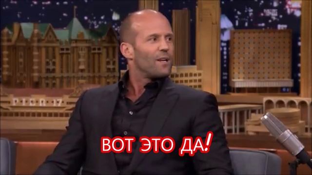 Сунул руку в юбку