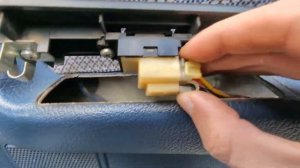 Nissan Bluebird T12 T72 door panel removal. How to Remove Door Card