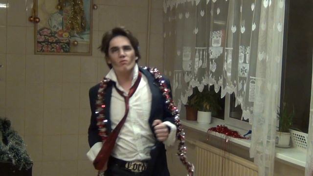 New Years on 5 floor, MSG.m2t смотреть онлайн